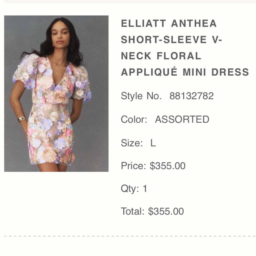 ELLIATT ANTHEA SHORT-SLEEVE V-NECK FLORAL APPLIQUÉ MINI DRESS